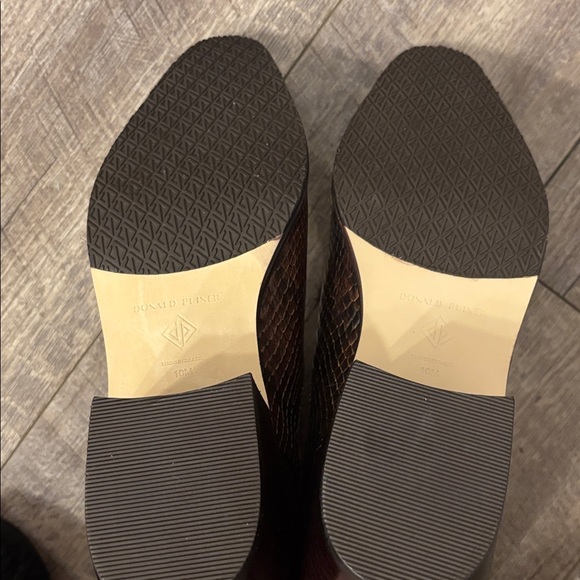 Donald Pliner Marisol 2 Snake Embossed Chestnut Boots NWOB - Picture 6 of 6